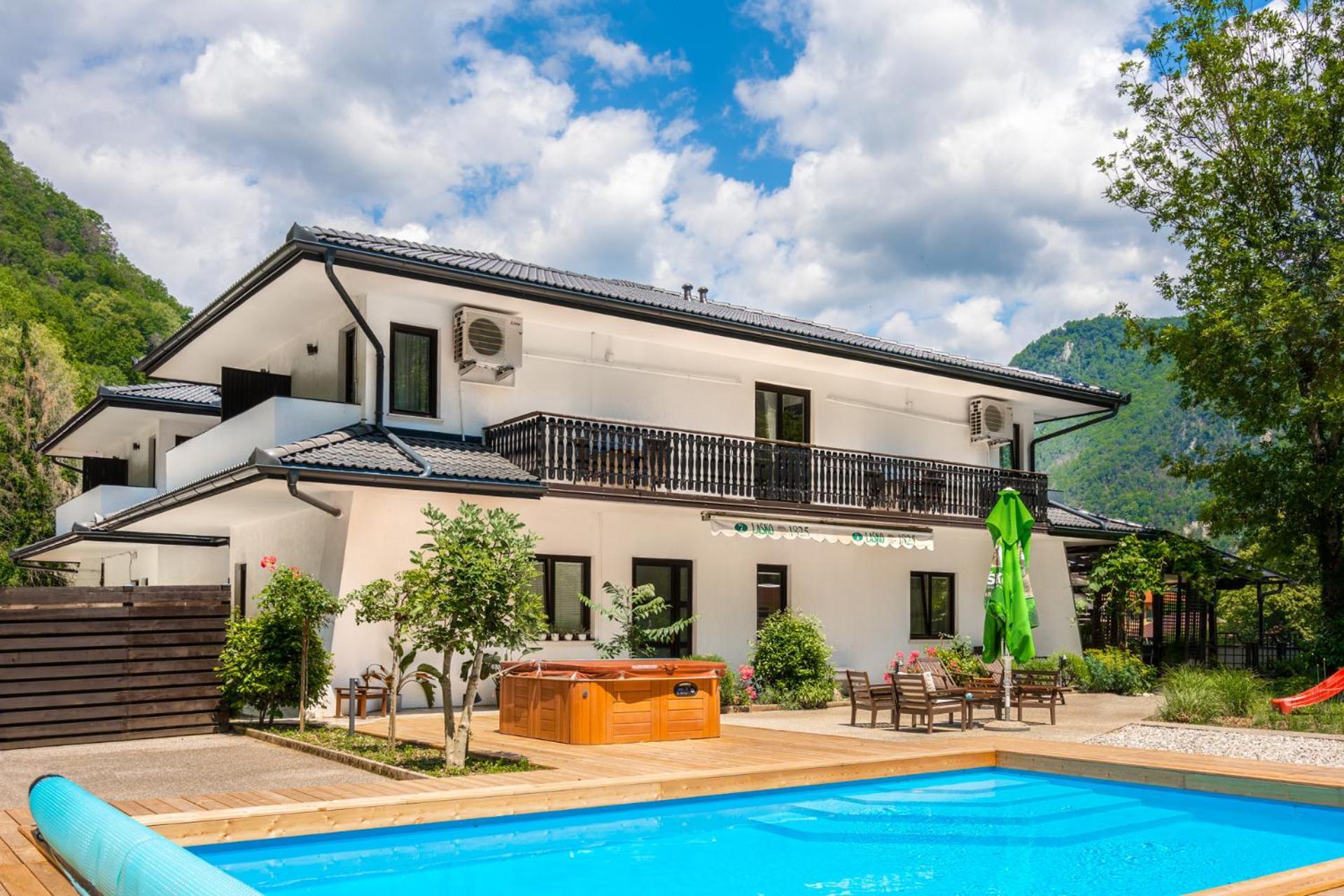 Penzion Sterk Most na Soči Exteriér fotografie
